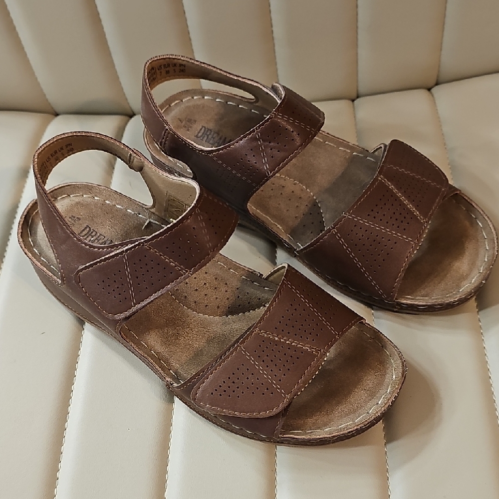 Dream Pairs Brown Sandals Comfortable Velcro Straps